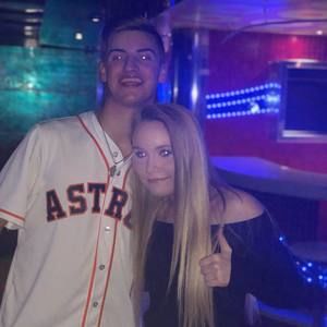 Meet your Posher, Alexys